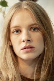 Aly Jones's Instagram, Twitter & Facebook