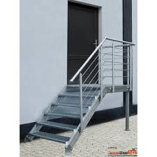 Aussentreppe Alaska V3 Giro80 Mit Podest Aussentreppe Aussentreppe Metall Treppe