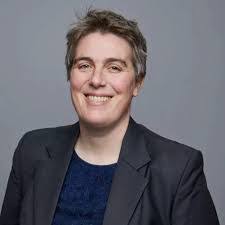 Barbara Fleck's Instagram, Twitter & Facebook