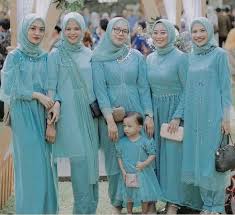 Apakah anda sedang mencari pralatan kesehehatan dan seragam medis ? Pin Di Kumpulan Model Kebaya