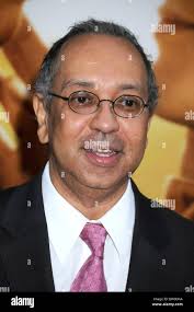 George wolfe hi-res stock photography and images