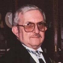 Robert Heitz's Instagram, Twitter & Facebook