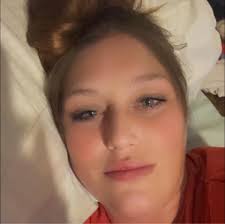 Did anyone else in Struthers have a dark silver truck take a picture of  their house?