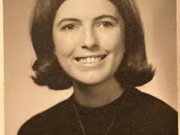 Lori Schmalz's Instagram, Twitter & Facebook