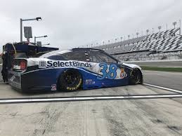Logon to www.cokeplaytowin.com/race, select a nascar driver and submit the registration. Daytona 500 The Blinds Spot