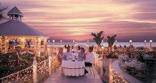 Situated in the great house of what debuted as the petra plantation in 1908, today grand old house is the cayman islands' premier wedding venue. Cayman S Premier Waterfront Restaurant Grand Cayman Cayman Island Wedding Grand Cayman Island