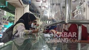 Berikut kami rekomendasikan 10 toko emas terbaik di semarang versi tempat.info berdasarkan review dari pengunjung. Gaji Di Toko Emas Gadjah Gaji Di Toko Emas Gadjah Samsung Heir Apologizes Over Corruption Scandal Tokoemasgadjah Toko Emas Gadjah Tokoemasgadjah Solo Toko Emas Beli Di Toko Emas Gajah Sangat Mengecewakan