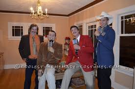 Rt delivers latest news on current events from around the world including special reports, viral news and exclusive videos. Anchorman Ron Burgundy And The Channel 4 News Team Reporting Live Group Costume