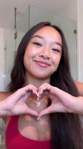 Nicole Mass's Instagram, Twitter & Facebook