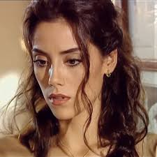 cansu dere en instagram you can t hide what settles in your eyes the worry in your heartbeat prisioneira