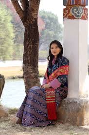 Bhutan is considered to be part of south asia. Konigshaus Bhutan Das Leben Von Jigme Und Jetsun Gala De