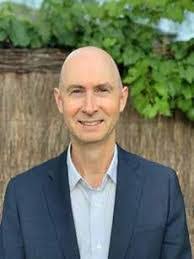 Scott Carruthers's Instagram, Twitter & Facebook