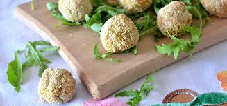 Le polpette di zucchine sono dei bocconcini dorati a base di verdure: Polpette Di Zucchine Con Patate E Ricotta Cotte In Forno