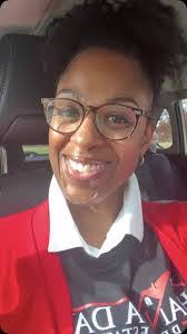 Chanda Davis's Instagram, Twitter & Facebook