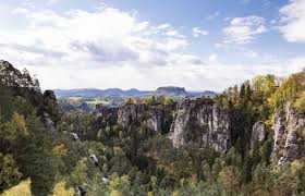 Denna kategori har följande 6 underkategorier (av totalt 6). Smuk Natur I Tyskland 17 Af Naturens Vidundere