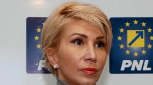 Turcan kitle iletişim araçları, ifade özgürlüğü, insan hakları ve sağlık konularına odaklanan sivil toplum gruplarıyla çalışmıştır. Raluca Turcan Ministrul Muncii Cresc AlocaÈ›iile Cat Vor Primi Copiii Cu Varste Intre 2 È™i 18 Ani