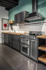 The most popular way is to cover its sides with rustic wood planks. Industrial Kitchen Neu In Hamburg Und Koln Kuchenplaner Magazin