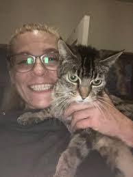 Daisy Loomis's Instagram, Twitter & Facebook