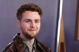 Ben Simonetti's Instagram, Twitter & Facebook