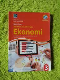 Saat ini tahun pelajaran baru 2019/2020 mungkin sudah banyak sekolah yang mendapatakan distribusi buku teks pelajaran pegangan guru dan siswa sma, ma, smk dan mak kurikulum 2013 revisi 2018 pada tahun pelajaran 2018/2019 yang lalu karena memang buku kelas 12 ini sudah dikeluarkan pada. Buku Paket Ekonomi Kelas 12 Kurikulum 2013 Pdf Cara Golden