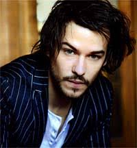 Marc-Andre Grondin top-lines L'Affaire Dumont » Playback