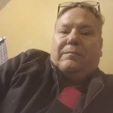 📍2英里之外👱🏼 ♀️24 💍單身(2) send a message 嗨,我不想再打擾你了,但我真的很喜歡你的照片。 🫶🏼🫶🏼  我希望你看到這個,我們可以聊聊🥰