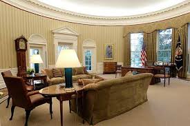 F4daaaf20ba101b639fc656f0c6ef737 The Whitehouse Is The Official Residence And Workplace Of The President O Piano Living Rooms Contemporary Office Design House