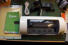 Years of work down the tube when i lost all my files and i don't use my machine enough to purchase a newer one. Cricut Mini And Craft Room Playtime And Review Scrappystickyinkymess