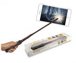 Harry Potter S Light Painting Wand Harry Potter Known From Tv Brands Products Www Dickietoys De