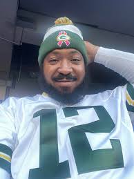 Today is my Birthday ans all I want is a Packer Victory!  #NhiaCherMaiceeThoj ￼#Birthday #GameDay #DieHardPackerFan #DHPF