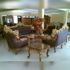 Selain sofa berbentuk l, sofa setengah lingkaran juga akan membuat ruang tamu anda menjadi lebih leluasa. Jual Kursi Meja Tamu Sofa Barcelona Ukir Kayu Jati Furniture Asli Jepara Terbaru Juli 2021 Blibli