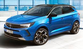 O 80090 kč levnější o 131 mm kratší (4.571 m) ; Opel Grandland Facelift 2021 Hybrid Preis Autozeitung De