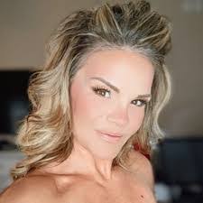 Tina Ford's Instagram, Twitter & Facebook