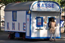 circus knie zurich bellevue zirkus zirkuswagen kasse