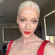 Eve Smith (@eve_speciall) • Instagram photos and videos