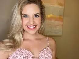 Allison Profitt's Instagram, Twitter & Facebook