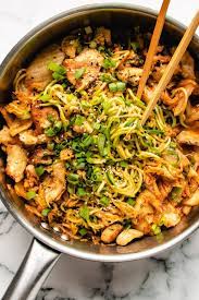 Summer is the time to embrace your inner zucchini. Kimchi Chicken Stir Fry Noodle Bowl I Heart Umami