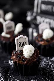 Graveyard Cupcakes Recipe Halloween Cupcakes Halloween Desserts Halloween Treats