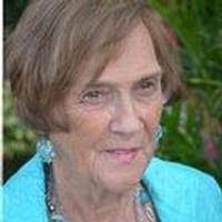 Faye Arnett's Instagram, Twitter & Facebook