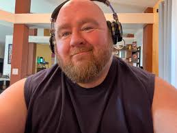 Bryan Steel (@gaymerbull) • Instagram photos and videos