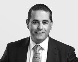 Andrew Helmers's Instagram, Twitter & Facebook