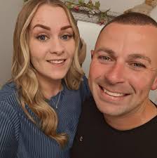 Hello 👋 new to the group. Trying to get a new TOPDON ArtiDiag600S started.  Connected to WiFi and downloaded but now seems to be stuck