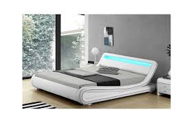 Comparer 86 offres tete de lit capitonnee blanc 140 réparties dans 4 catégories telles que tete de lit, lit, tabouret et chaise de salon et chambre a coucher. Lit Simili Cuir Blanc Lisere Noir Eclairage Led 140 Cm