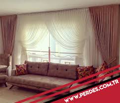 Cam balkonlarda da güneş ışığından verimli şekilde yararlanmak için perde kullanılır. Salon Icin Kruvaze Perde Modelleri 30 Tl