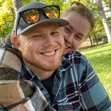 Are Stealth Cam cameras worth using or should I go back to Manifest 2.0?