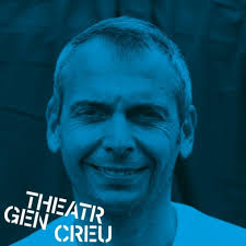 Theatr Gen Creu ar Daith: Pwy 'Sgrifennodd Honna? Bwyd Ci gan