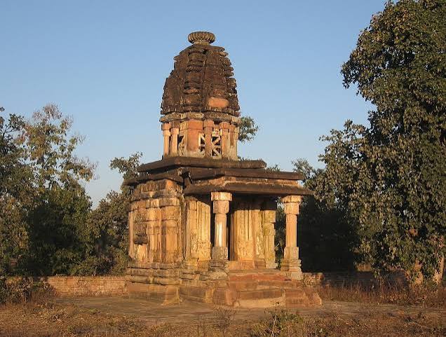 Exploring The Dashavatara Temple In Uttar Pradesh's Deogarh | Outlook Traveller