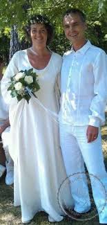 Jede frau hat einen traum über ihre hochzeit! Gewandungen Ab 2014 Historische Gewandungen Massanfertigungen