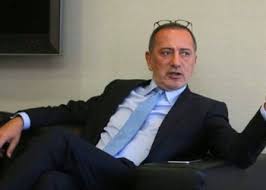 Çok bilgeimiş eşleri o makamlara layık. K0fqbkhiezfamm