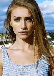 Here are 50 best hippie hairstyles for women that comprise of dreads, buns and braids. Hippie Braids